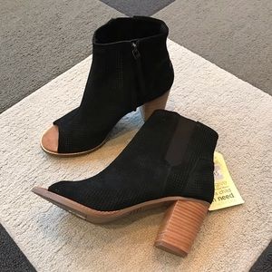 Toms Majorca Peep Toe Booties Black Suede New